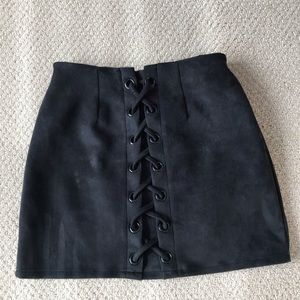 Shinestar black mini suede skirt Medium